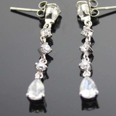 China 925 Sterling Silver Clear Cubic Zircon Dangle Drop Earrings (SE7002) for sale