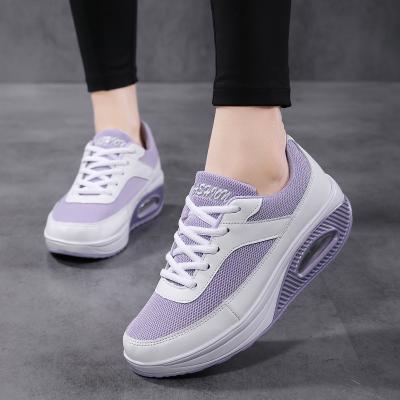 China Fashion Trend New Design Plus Size Chunky Walking Style Shoes Custom Pu Mesh Ladies Sports Sneaker Flat Platform New Style Casual Shoes Women for sale