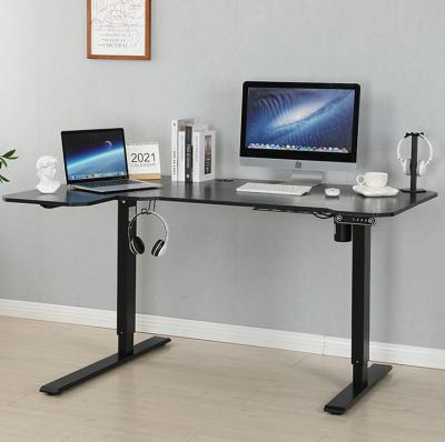 Chine Bureau électrique à hauteur réglable en forme de L avec ascenseur Table basse en bambou à vendre