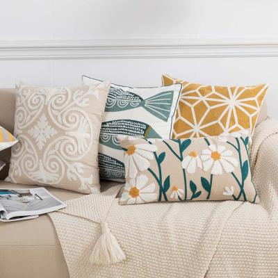 China Anti-Static Embroidery Tile Cover 45x45cm/30x50cm Chic Floral Geometric Cushion Cover For Living Room Soft Pillow Case Sofa Decor for sale