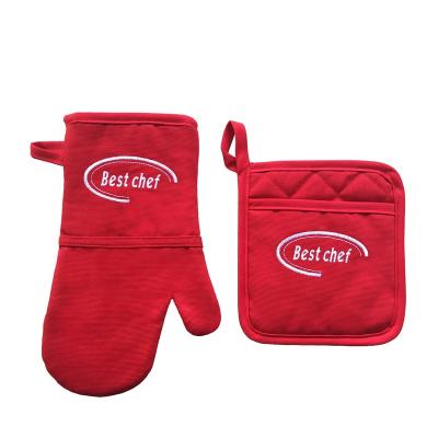 China 100% Oven Mitts Cotton Heat Resistant Soft Kitchen Customized Red Pot Holder Customized With Pouch for sale