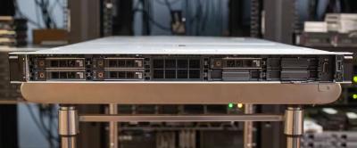 China Servidor Dell PowerEdge R660 Intel Xeon Gold 8470N bases de datos de disco duro y servidor de rack de análisis en venta