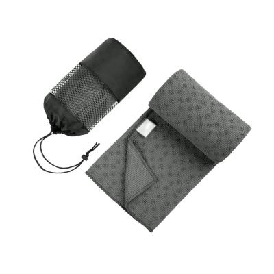 China Microfibra impresa Digitaces amistosa Mat Towel With Corner Pockets de la yoga del resbalón de Eco no en venta