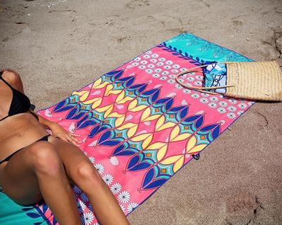 Cina Rpet Riciclata Grandi Microfibra Stampata Suede Sand Free Quick Dry Microfibra Custom Beach Towel in vendita