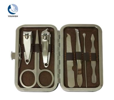 China Simple Mini Manicure set Nail Clipper set 7 in 1 Pedicure Care Grooming kit with Case for sale