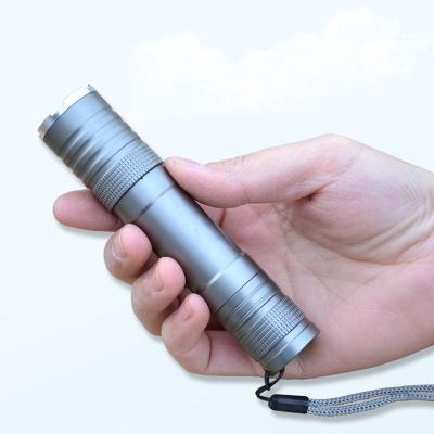 China Slim Light Flexible 18650 Rechargeable Riding CREE Q5 3 Gears Zoomable LED Flaslight/Torch for sale