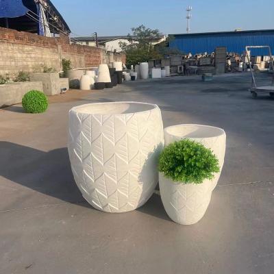 China Hot Sales Classic Eco-Friendly Lightweight Durable Outdoor Concrete Planter Pots Large For Planting Trees for sale