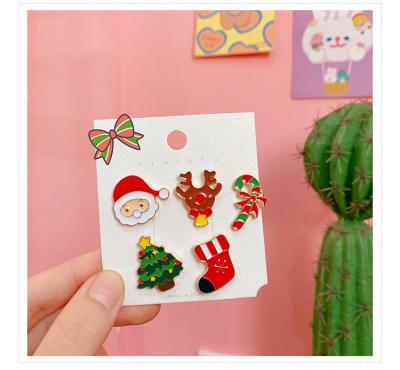 China New Year Korea Acrylic Cartoon Badge Cute Christmas Elks And Resin Brooch Pin for sale