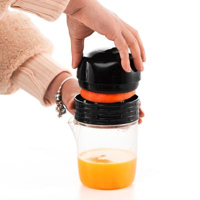 China Simple commercial wholesale mini plastic multi orange juicer for sale