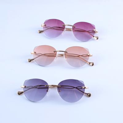 China High Quality Oversized Brand Design Vintage Diamond Cut Rimless Sunglasses Women Shades UV400 Fashion Sun Glasses for sale