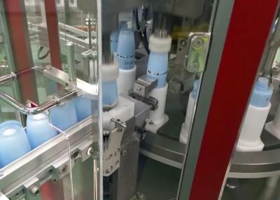 China Máquina de enchimento e tampando fluida, emulsão cosmética dos cuidados com a pele do equipamento de empacotamento à venda