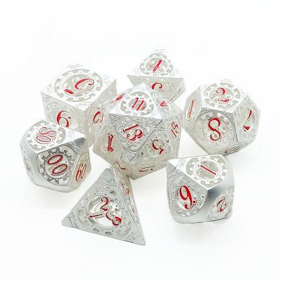 China Polyhedral Dice Set Wholesale 7pcs Casino Polyhedral Silver Skeleton Dice Dungeons and Dragons Dungeon and Dragons Gaming Dice Set 19mm dnd metal dice set for sale