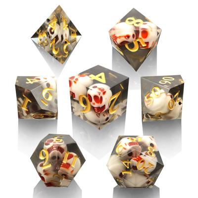 China Polyhedral Dice Set 7pcs 7 Piece Translucent Crystal Gem Set 19mm Game Dice Set d6 d12 d20 dnd Resin Dice Set Role Playing Dungeons and Dragons RPG for sale