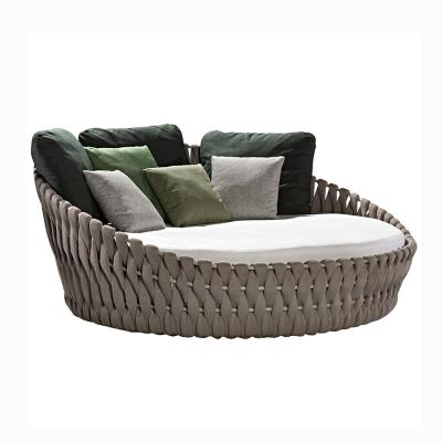 China Factory Supply Low MOQ Contemporary Custom Braided Rope Round Sofa For Outdoor Recreation for sale