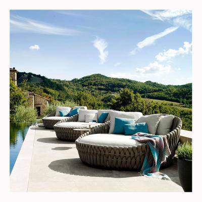 China OEM Style Contemporary Modern High End Outdoor Leisure Fabric Round Sofa For Garden for sale