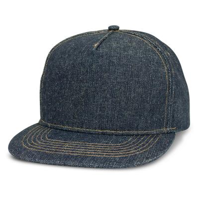 China COMMON Crest Logo 5 Panels Custom Denim Flat Snapback Hats for sale