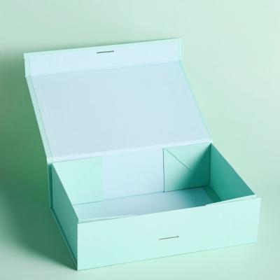 China Folding Custom Printed Paper Box Clamshell Magnetic Buckle Cosmetic Gift Packing Box Te koop