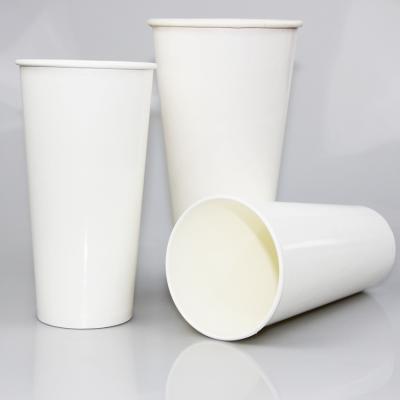 China Disposable White Paper Disposable Cups Take Away Paper Cups For Cold Drink With Matching Lids for sale