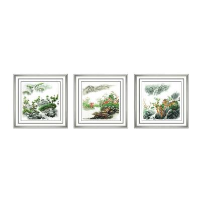 China Modern Chinese Landscape Painting Hand Embroidered Silk Embroidered Wall Painting for sale