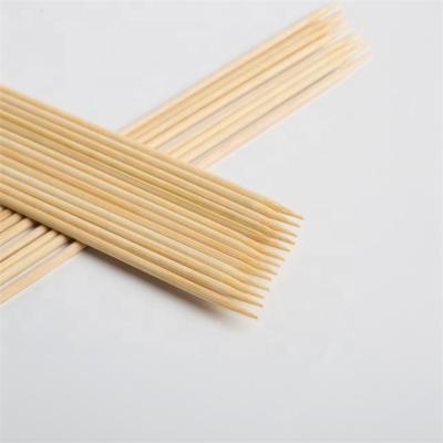 China Food Safety Standards Easily Cleaned Bamboo Sticks / Polished Smooth Surface Skewers For BBQ for sale