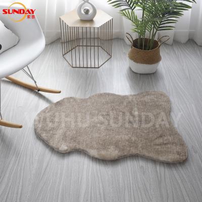 China Modern Tip-Dyed Faux Rabbit Fur Blanket for sale