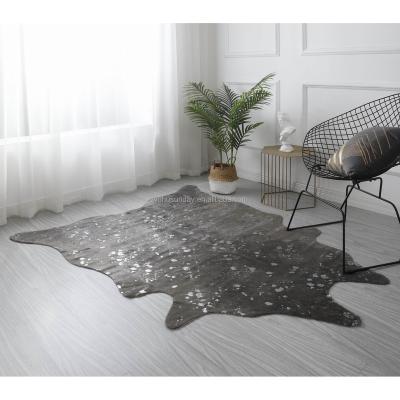 China Reversible Foil Printed Faux Whips Cowhides Blankets for sale