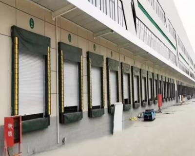 China Customized Color Loading Dock Shelters with Easy Installation Sponge dock shelter of industrial door dock shelter for sale