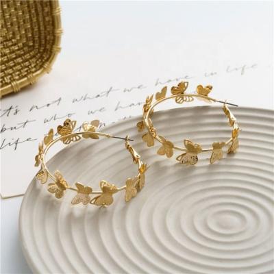 China Cute Round Earrings Fashion Jewelry Earrings Cute Gold Plated Butterfly Gold Filled Ring Earrings for sale