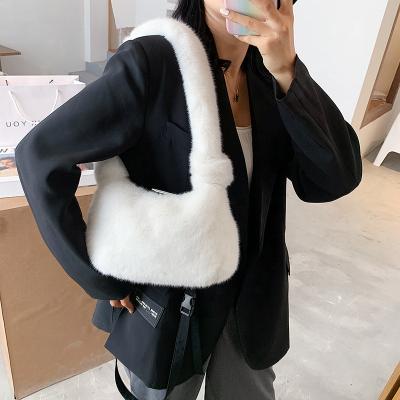 China High Quality Winter Soft Plush Handbags Women's Faux Fur Cross - Body Shoulder Bag for sale