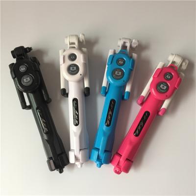 China Hot Selling Flexible Selfie Stick Digital Camera Tripods Holder Wireless Tripod With Remote Monopod for sale