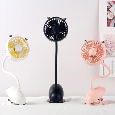 China 2000mah Mini Electric Portable Fan Wholesale USB Fan Handheld Clip On Desktop Fan for sale