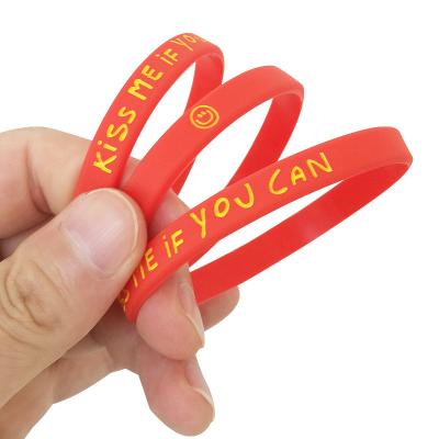 China Soft Silicone Wristbands Cheap Color Custom Size Glowing In Dark Silicone Wristband for sale