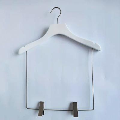 China Custom Wholesale Bulk Anti-Slip Cedar Long Wooden Trouser Clips Hangers For Suits for sale