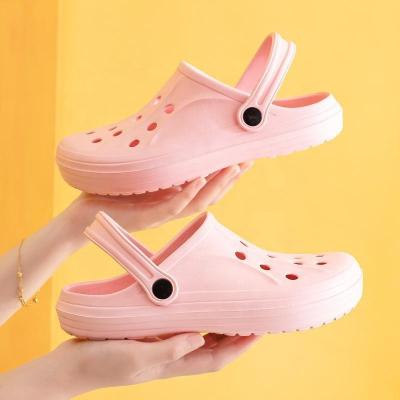 China 2022 New Arrival Factory New Arrival Fashion Clogs Lightweight Eva Women Crocse Garden Shoes Waterproof Nurse Clogs Shoes for sale