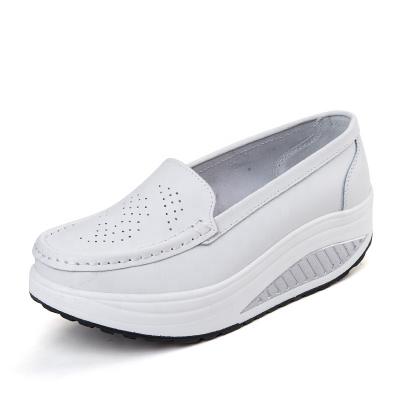 China China Anti-slip Comfortable White Comfortable Leather Hospital Wholesale Hospital Shoes Woman for sale