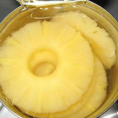 China Canned fruits canned pineapple in light syrup for sale