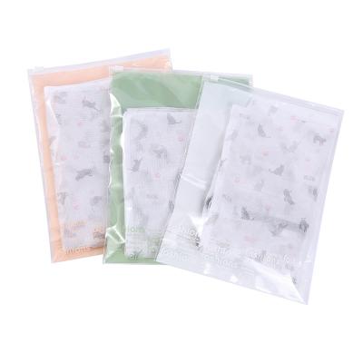 China Recyclable Wholesale Custom Clothes Zipper Lock Tote Bag Transparent Waterproof Plastic Zipper Bag for sale