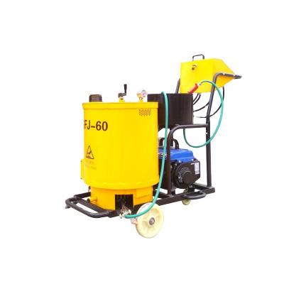 China Construction Material Stores YAMAHA 60L Walk Behind Asphalt Road Crack Filling Machine for sale