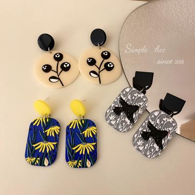 China FASHIONABLE net red women's earrings temperament design new creative fashion bird earrings exaggerated by Kaimei for sale