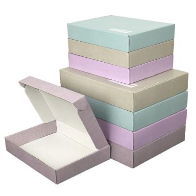 China Recyclable Custom High Quality Corrugated Paper Packaging Box Box For Clothing for sale