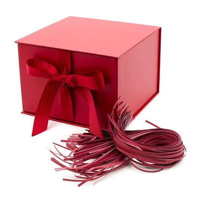 China Good Quality Disposable Jewelry Bridesmaid Wedding Box Red Packaging Magnetic Gift Box With Ribbon for sale