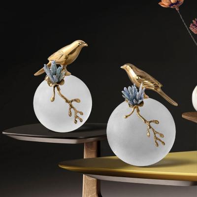 China Modern Minimalist Home Art Brass Small Bird Ornaments Crystal Flower Home Accessories Fascinating Artificial Home Decoration Crafts for sale