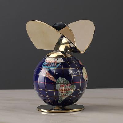 China Exquisite Globe Accessories Cute Stainless Steel Desktop Furnishings Study Partition Creative Home Cabinet Living Room Resin Globe Decorations Desktop Ornaments for sale