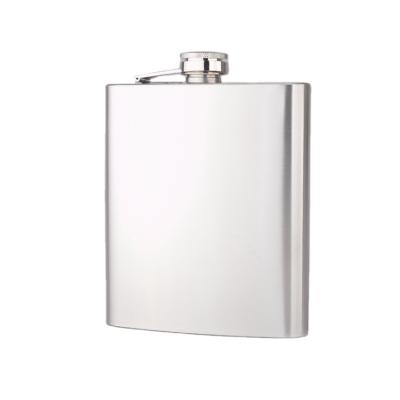 China Traditional HOT custom silver hip flask stainless steel hip flask gift set sublimation flask for sale