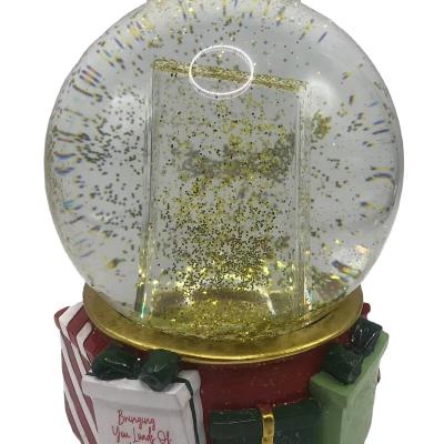 China Europe Customized Crystal Resin Christmas Snow Globe With Led Light Built-in Pictures For Christmas Ornaments for sale