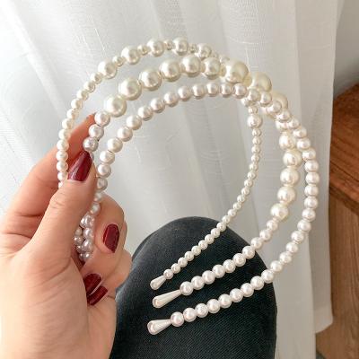 China New Fashion Simple Soft Eco-friendly Soft Jewelry Accessories Large Pearl Headband Hair Circle Pearl Hair Hoop Head for sale