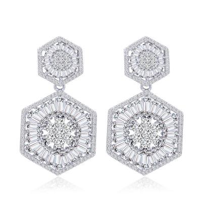 China Environmental Friendly Shiny Brass CZ Crystal Diamond Women Earrings Fashion Jewelry Zircon Stud Earrings for sale