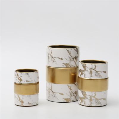 China Cheap Modern Luxury Ceramic Flower Vases Ceramic Vases European Style Ware Porcelain Wedding Decoration for sale