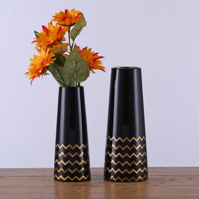 China Europe Flower Vase Cone Black And Gold Luxury Ceramic Antique Flower Vase Home Stone for sale