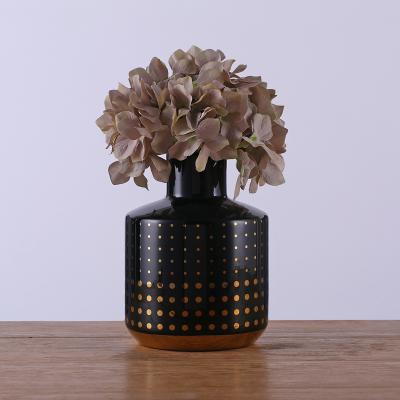 China Modern Flower Vase Home Decor Painting Designs Luxury Black White And Gold Ceramic Flower Antique Vase for sale